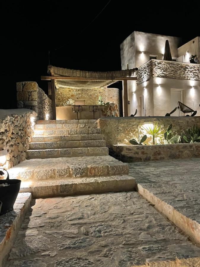 Tserova Rocks Villa Dhrosopiyi